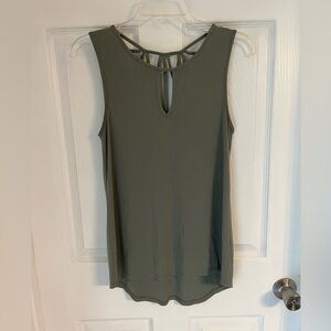 Chroma Tale sleeveless top